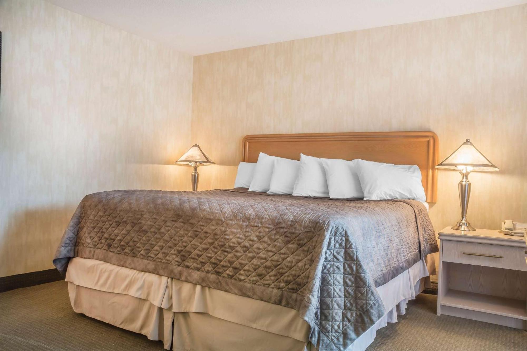 Rodeway Inn Fallsview Niagara Falls Eksteriør bilde