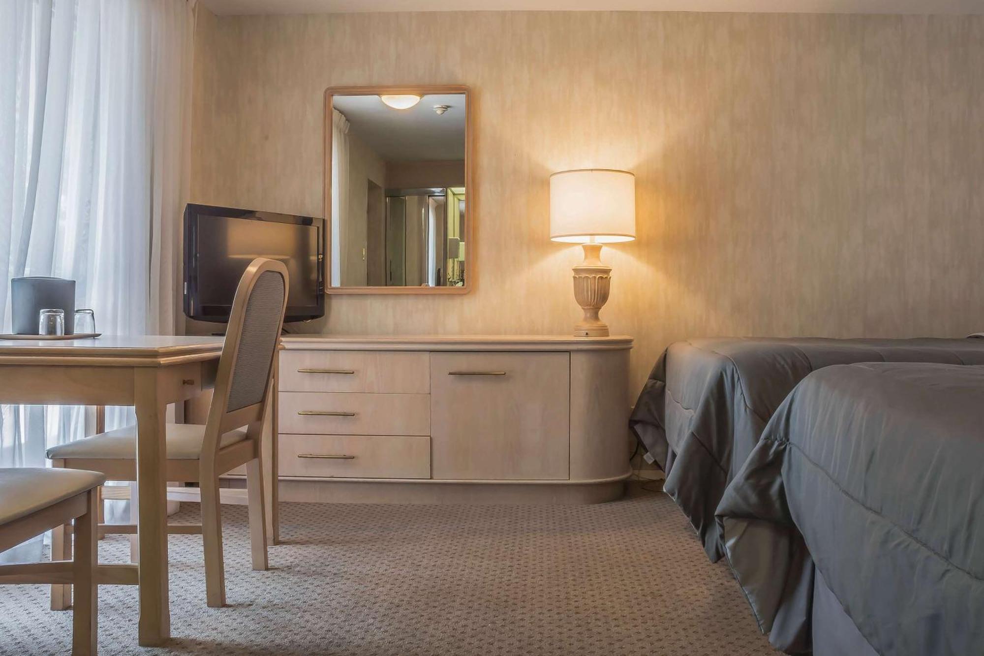 Rodeway Inn Fallsview Niagara Falls Eksteriør bilde
