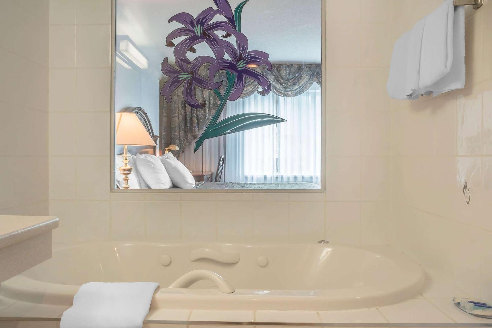 Rodeway Inn Fallsview Niagara Falls Eksteriør bilde